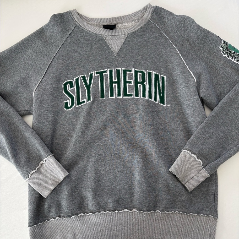 Universal Studios Harry Potter Crewneck Slytherin Sweater
